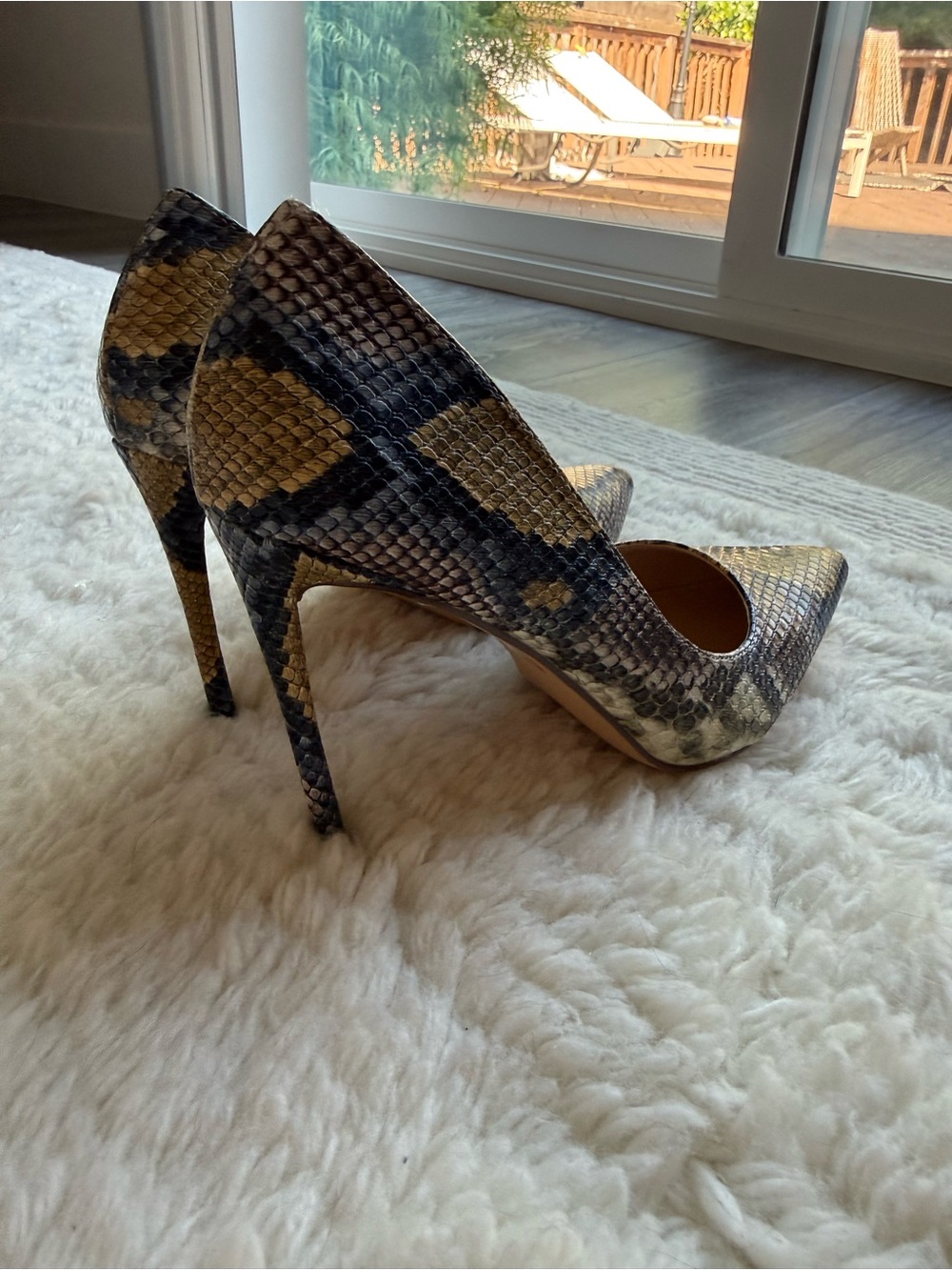 Snake Print Pointed Toe Stiletto Pumps | Size 7 | Worn Once